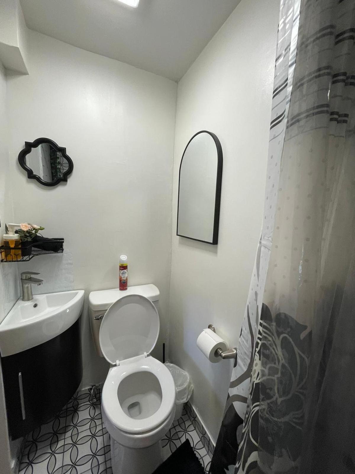 Petite Guesthouse With Kitchenette And Private Bathroom Lake Isabella Bagian luar foto