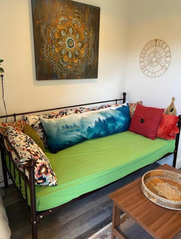 Petite Guesthouse With Kitchenette And Private Bathroom Lake Isabella Bagian luar foto